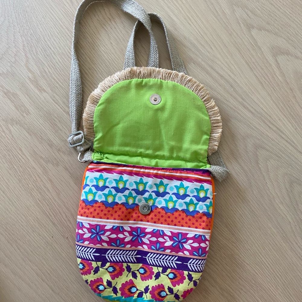 Girls crossover bag
